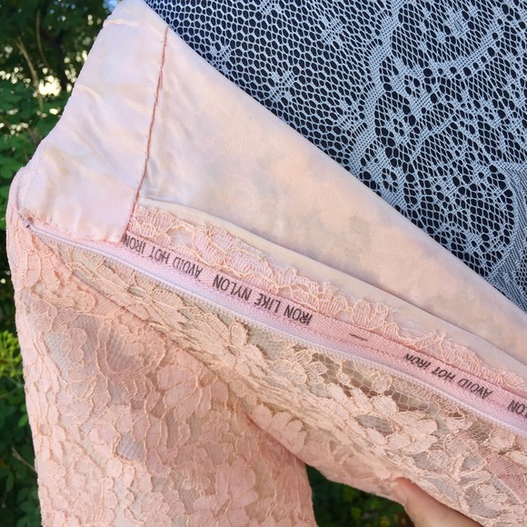 💕 VINTAGE pink LACE party DRESS! - Picture 10 of 12